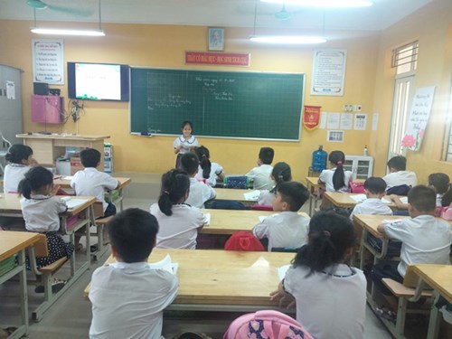 Một số hình ảnh trong tiết Chuyên đề lớp 1 của cô giáo Nguyễn Thị Hương Sen cùng các con học sinh